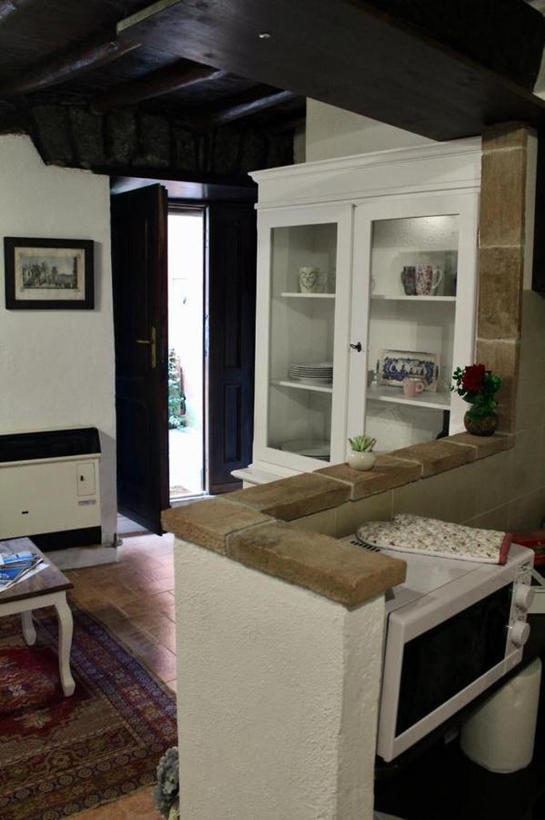 Torre Iolanda Bed & Breakfast กัมปาญญาโน ดิ โรมา ภายนอก รูปภาพ